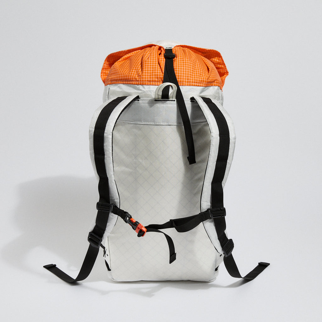 Lo Alpine Daypack ~ Ultra 400TX ~ Snow Drifters Edition