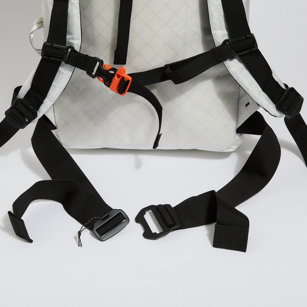 Lo Alpine Daypack ~ Ultra 400TX ~ Snow Drifters Edition
